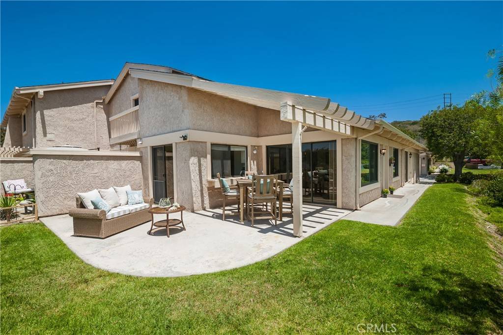 San Clemente, CA 92672,331 Avenida Adobe