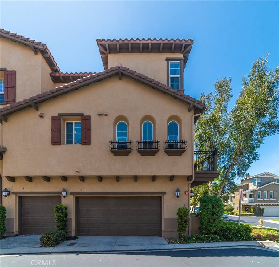 Ladera Ranch, CA 92694,4 Vinca CT