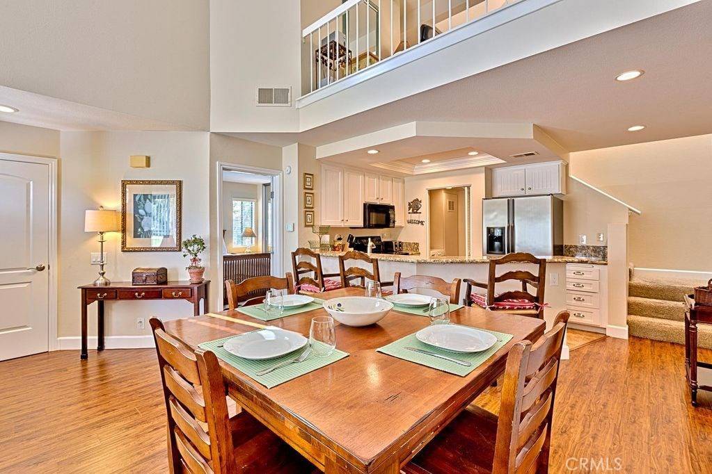Irvine, CA 92614,619 Springbrook N
