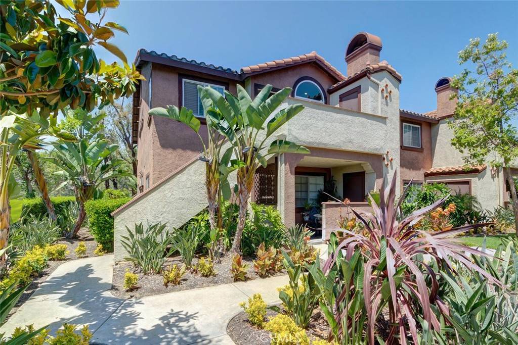 Rancho Santa Margarita, CA 92688,11 Rosa #137