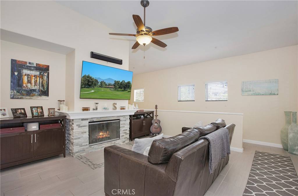 Rancho Santa Margarita, CA 92688,80 Tierra Plano