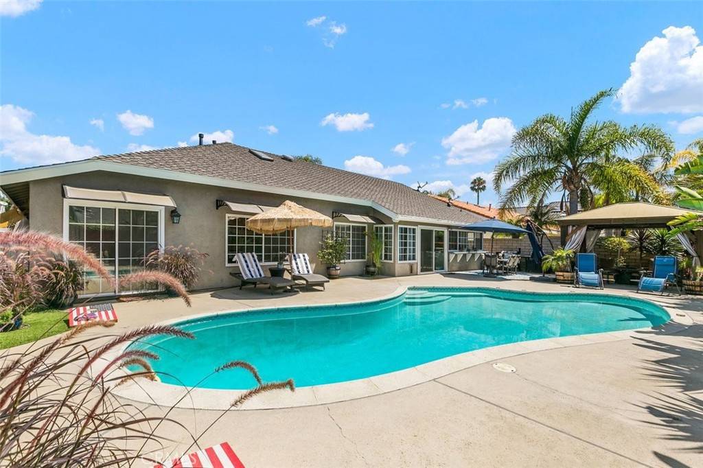 Villa Park, CA 92861,17832 Helena CIR