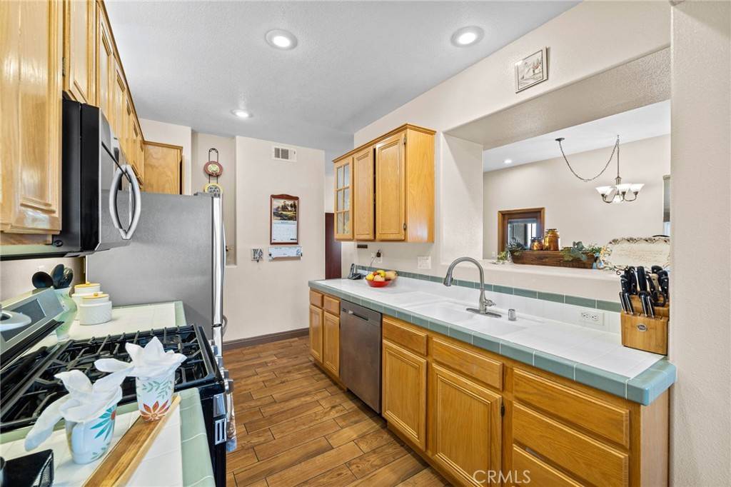 Rancho Santa Margarita, CA 92688,33 Paseo Vespertino