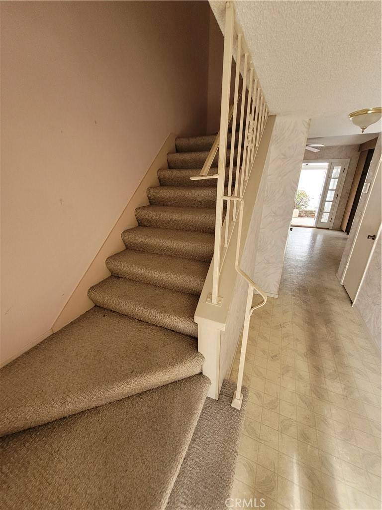 Anaheim, CA 92802,2159 S Balboa