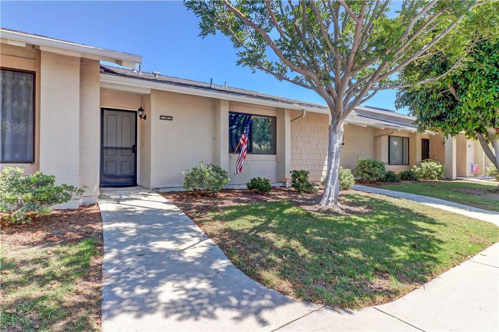 Huntington Beach, CA 92646,8685 Merced CIR #1017C