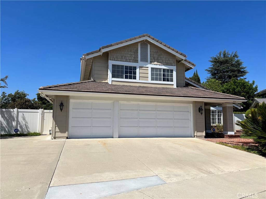 Placentia, CA 92870,953 Finnell WAY