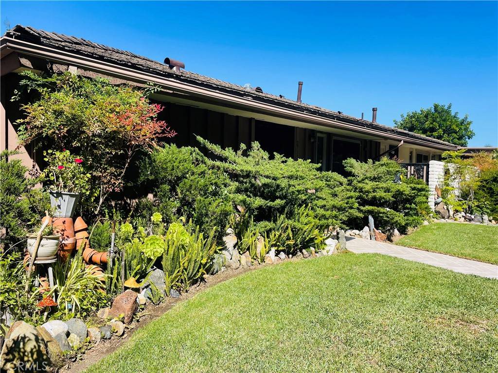 San Juan Capistrano, CA 92675,27151 Capote De Paseo #B