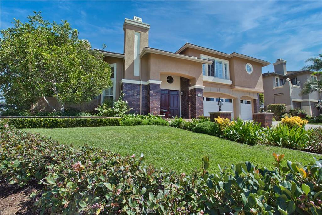 Huntington Beach, CA 92648,18916 SILVERBIT LN