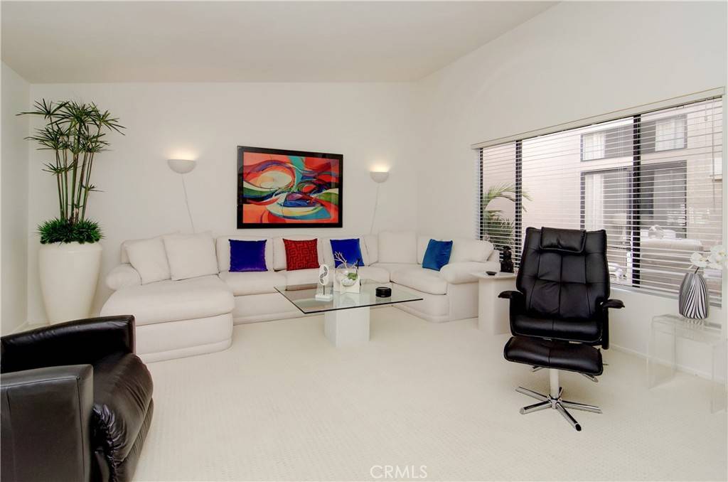 Huntington Beach, CA 92646,8885 Plumas CIR #1117B