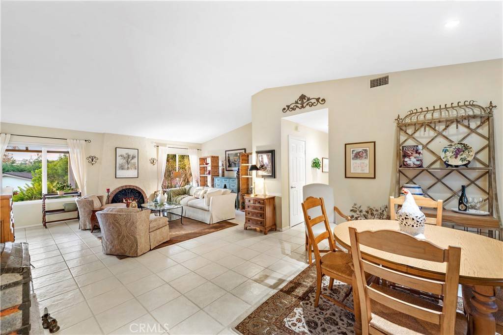 Mission Viejo, CA 92692,23701 Via Mistral