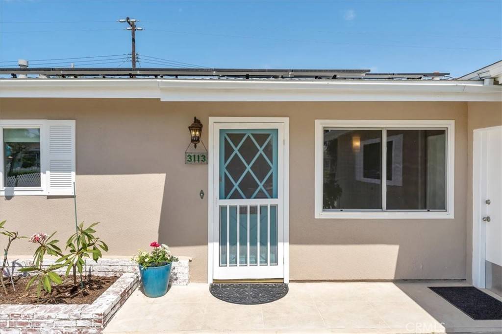 Costa Mesa, CA 92626,3113 Barbados PL