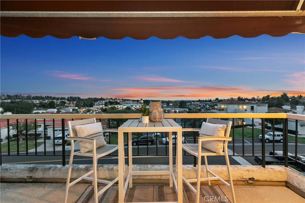 Mission Viejo, CA 92692,27766 Soller #37