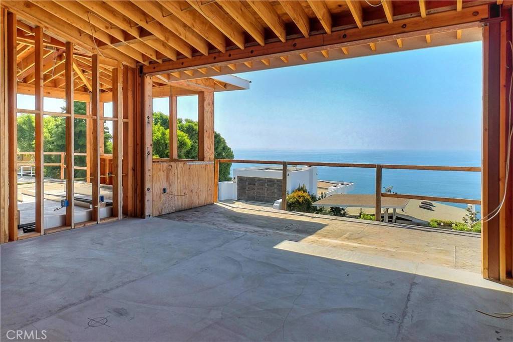 Laguna Beach, CA 92651,540 ALTA VISTA