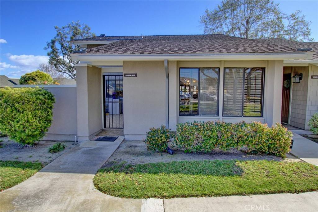 Huntington Beach, CA 92646,8565 Trinity CIR #822A