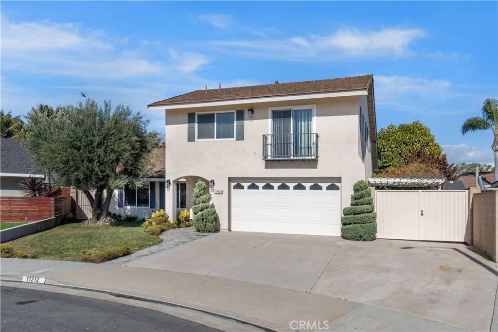 Huntington Beach, CA 92647,17212 Blue Fox Circle