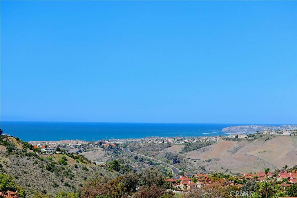 San Clemente, CA 92672,527 Via Presa