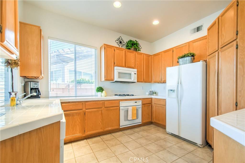 Mission Viejo, CA 92692,21569 Marana