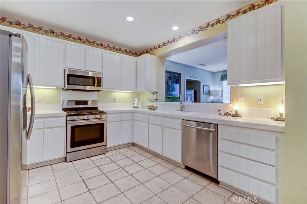 Aliso Viejo, CA 92656,51 Picket Lane