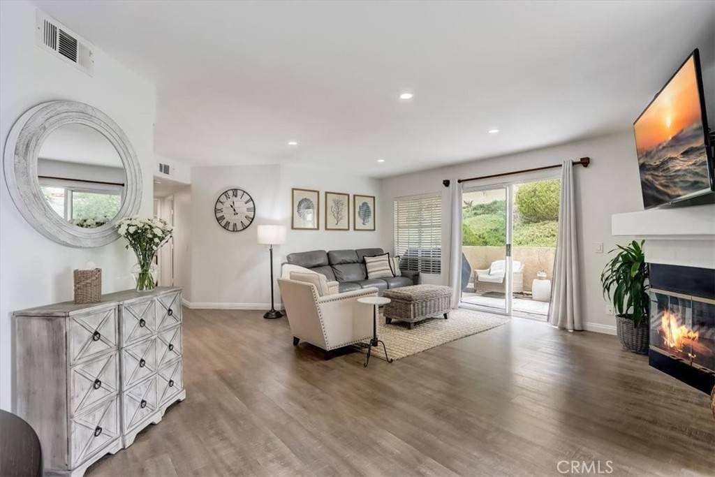 Laguna Niguel, CA 92677,25185 Via Terracina