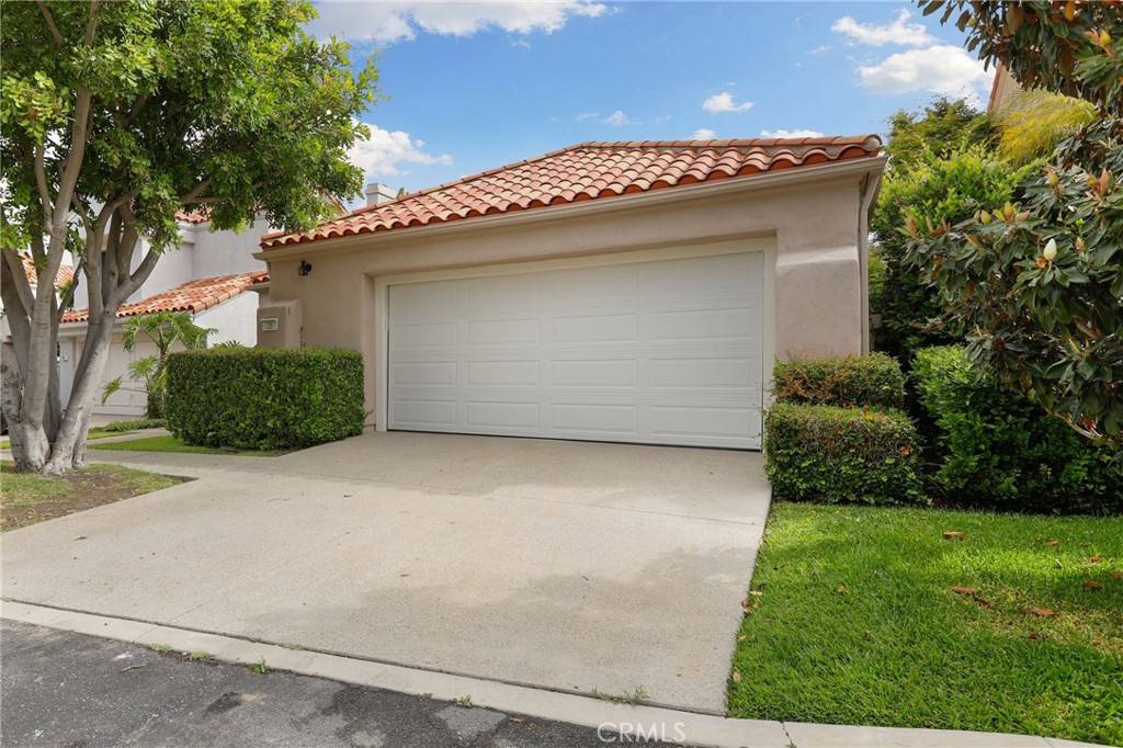 Irvine, CA 92614,20 Bahia