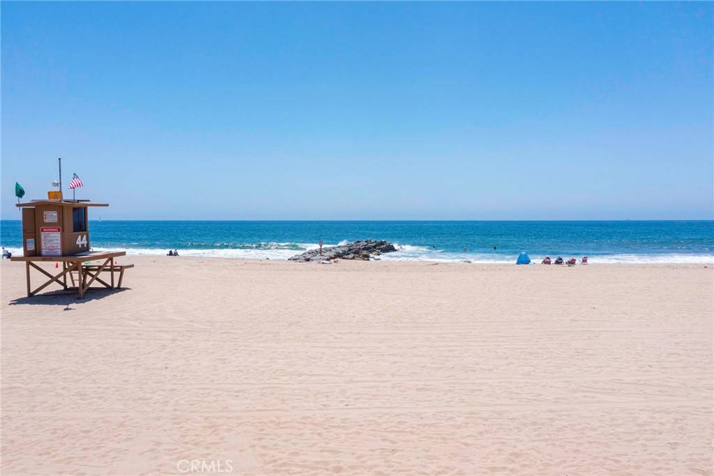 Newport Beach, CA 92663,4403 Seashore DR