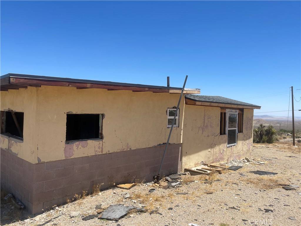 Lucerne Valley, CA 92356,7362 Mesa RD