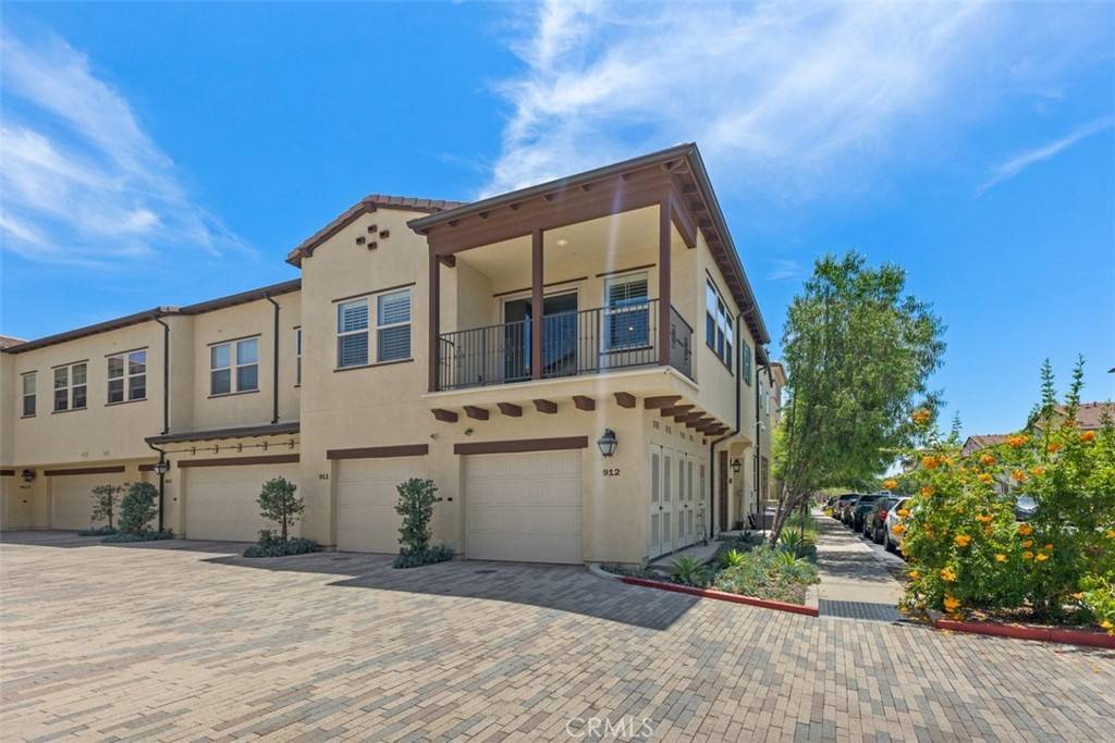 Lake Forest, CA 92610,912 El Paseo