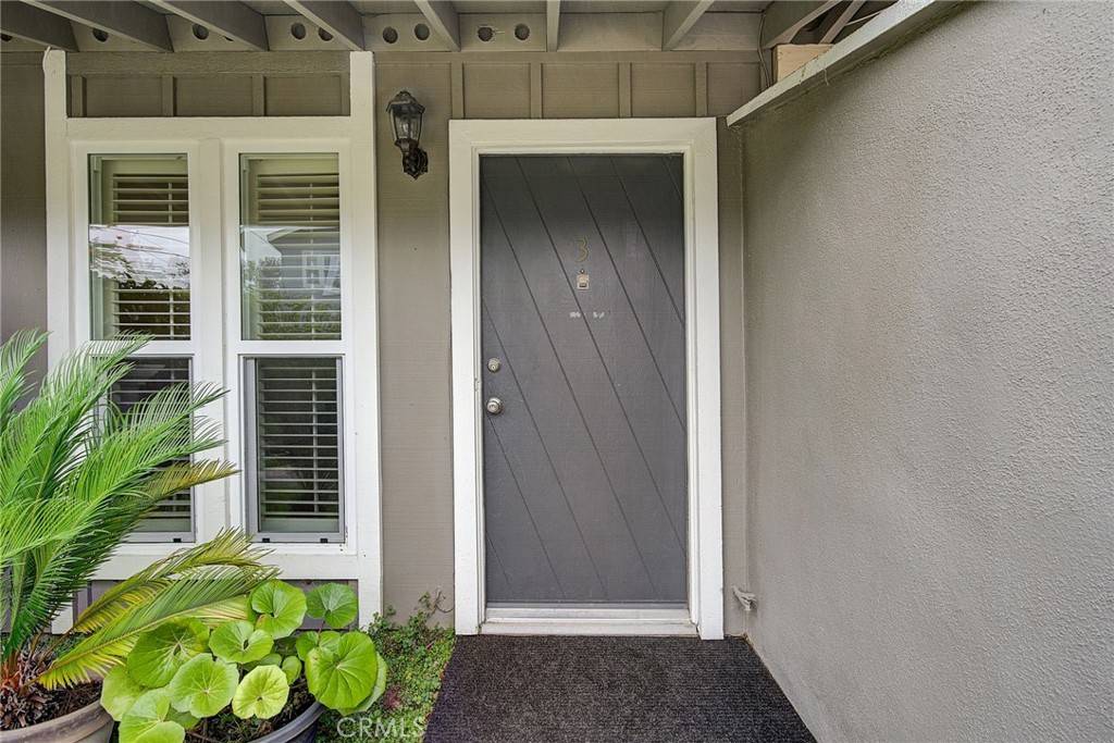 Costa Mesa, CA 92627,345 University DR #K3
