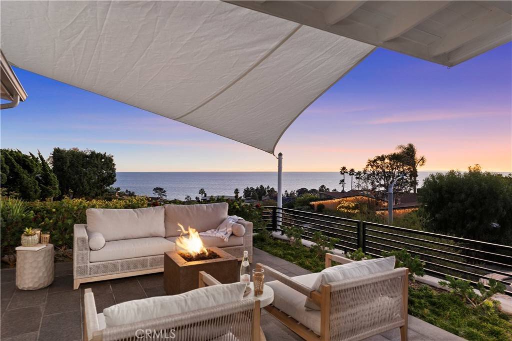 Laguna Beach, CA 92651,30812 Driftwood DR