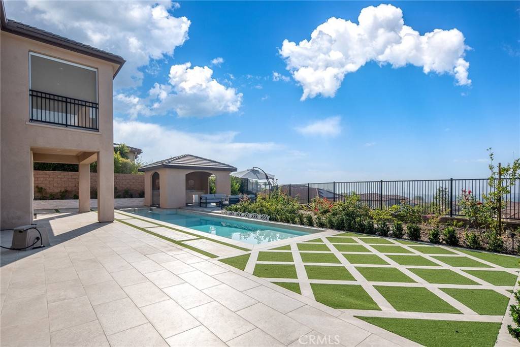 Yorba Linda, CA 92886,20232 Umbria WAY