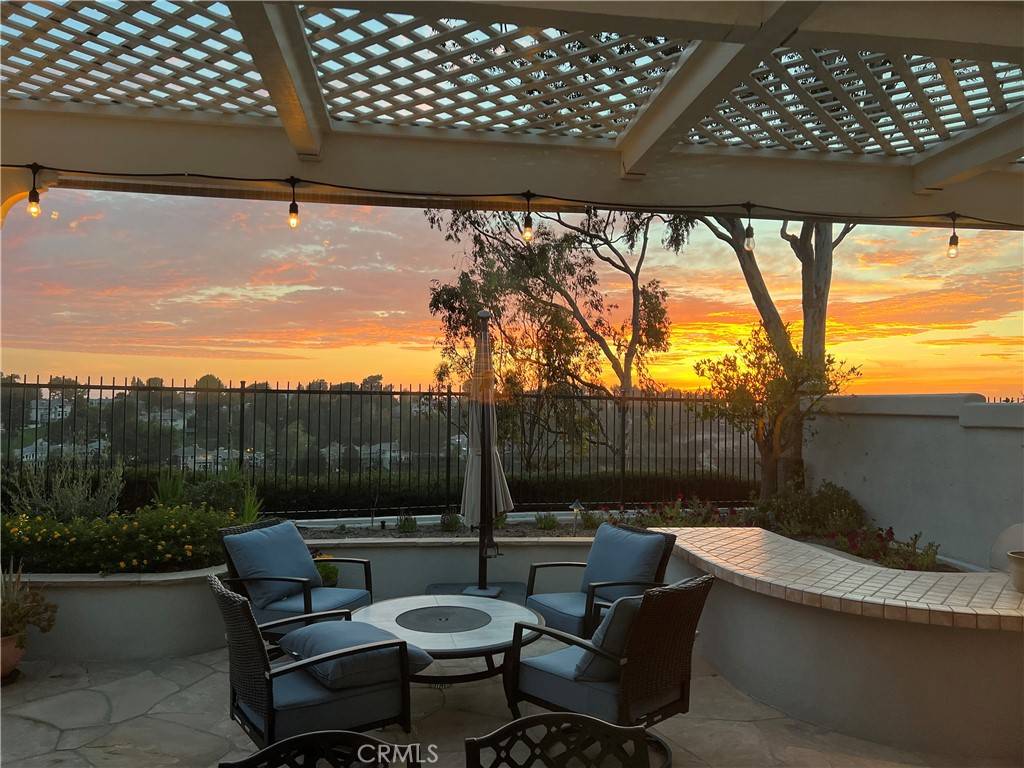 Newport Coast, CA 92657,11 Avignon