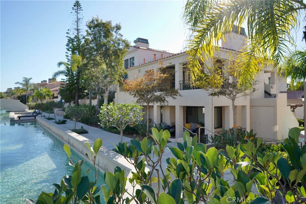 Huntington Beach, CA 92649,16490 Bordeaux LN #207
