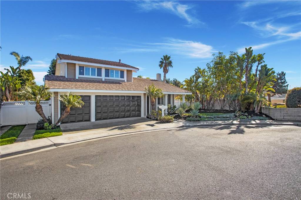 Huntington Beach, CA 92647,18152 Brentwell CIR