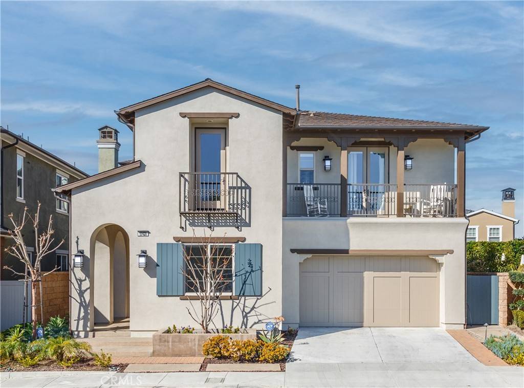 Huntington Beach, CA 92649,17431 Oakbluffs Lane