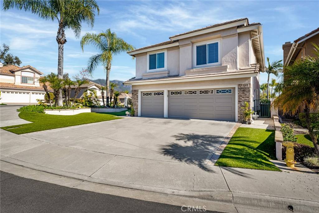 Lake Forest, CA 92679,19282 Willow Brook LN