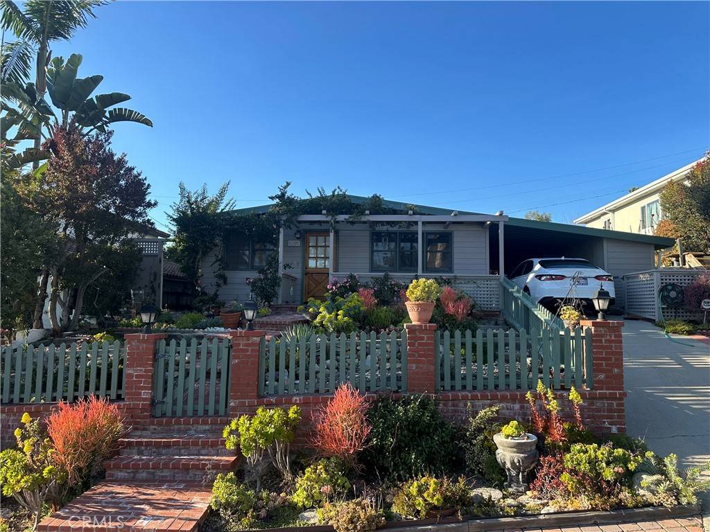 San Clemente, CA 92672,105 Avenida San Pablo