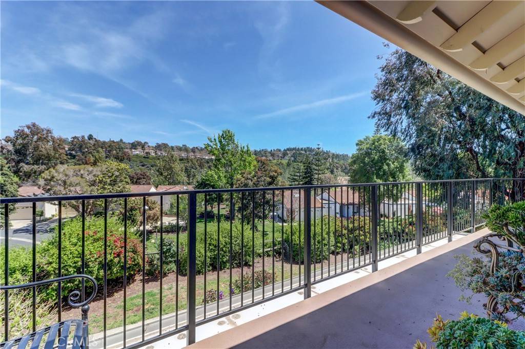 Laguna Woods, CA 92637,3249 San Amadeo #O