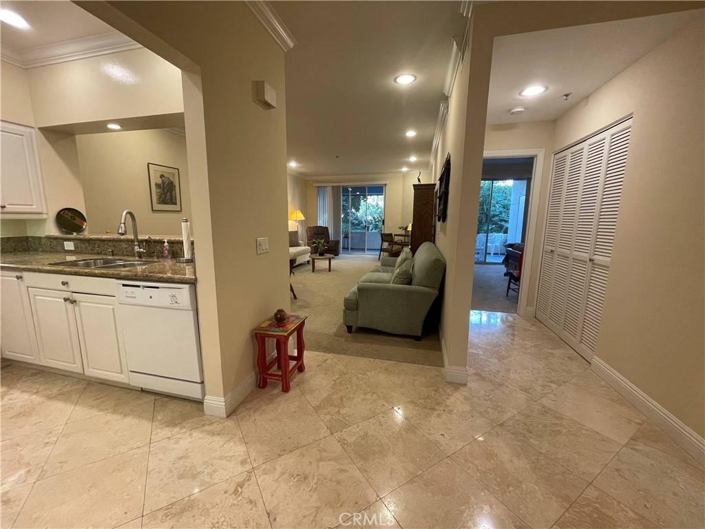 Dana Point, CA 92629,25432 Sea Bluffs DR #102