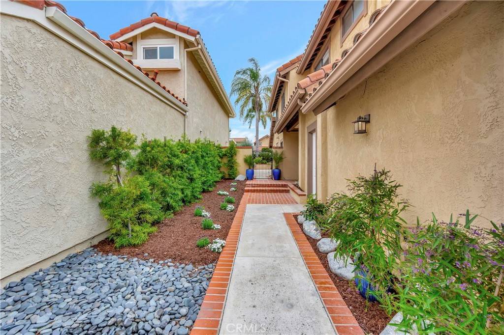 Irvine, CA 92620,31 Terracima