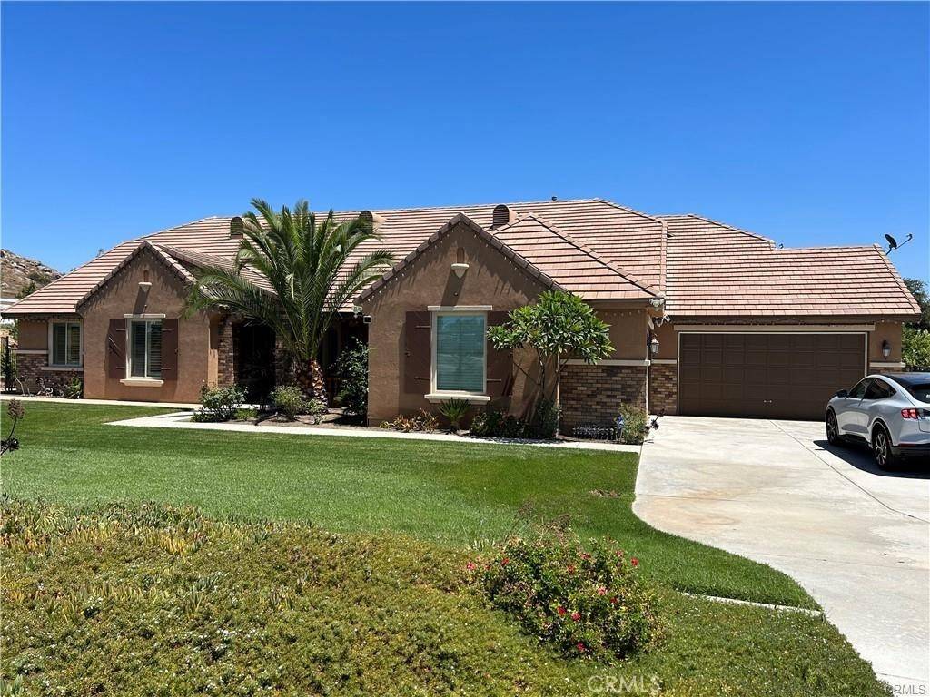 Riverside, CA 92504,17514 Fairbreeze CT