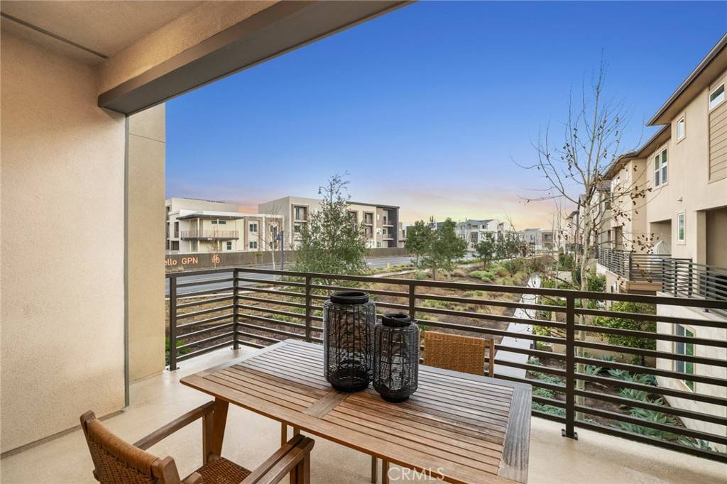 Irvine, CA 92618,214 Keeper