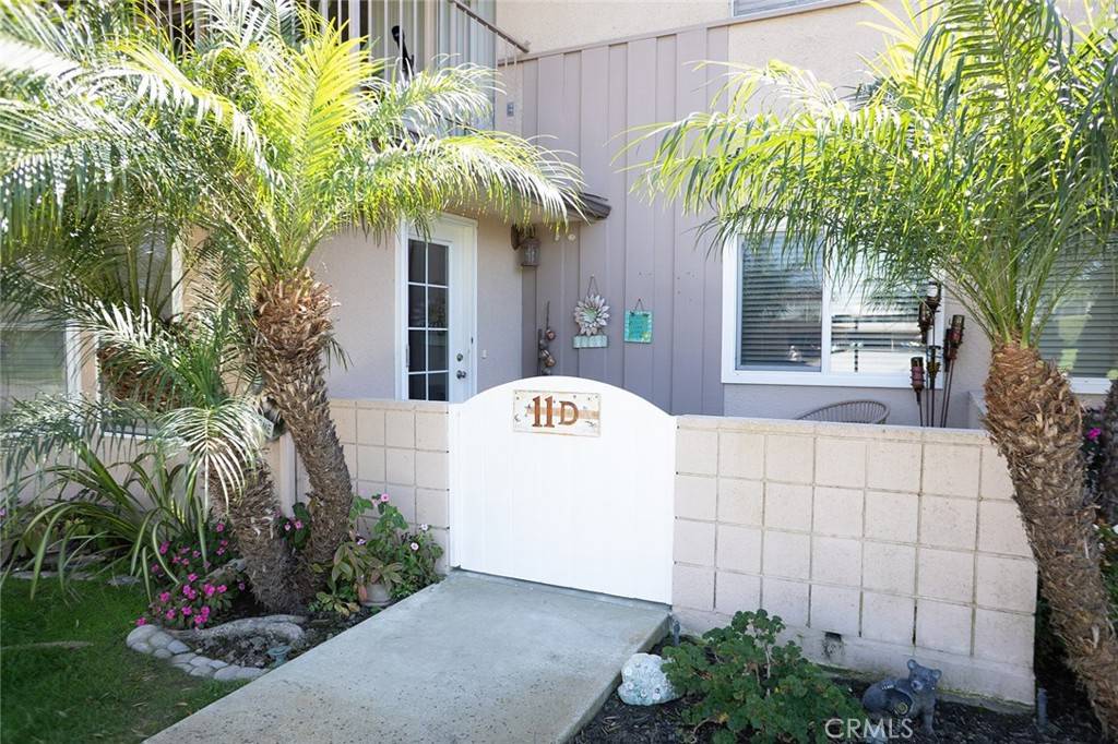 Seal Beach, CA 90740,1950 McKinney Way #11D (M15)