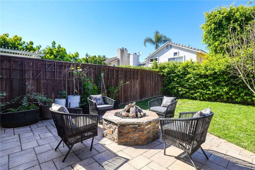 Aliso Viejo, CA 92656,9 Sea Pines
