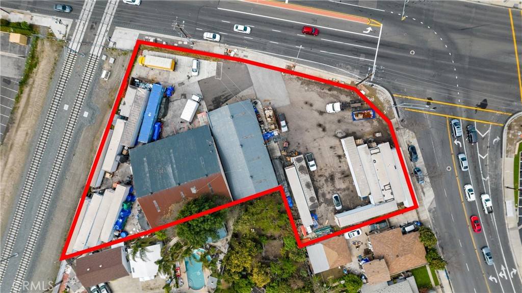 Santa Ana, CA 92703,711 N Fairview ST