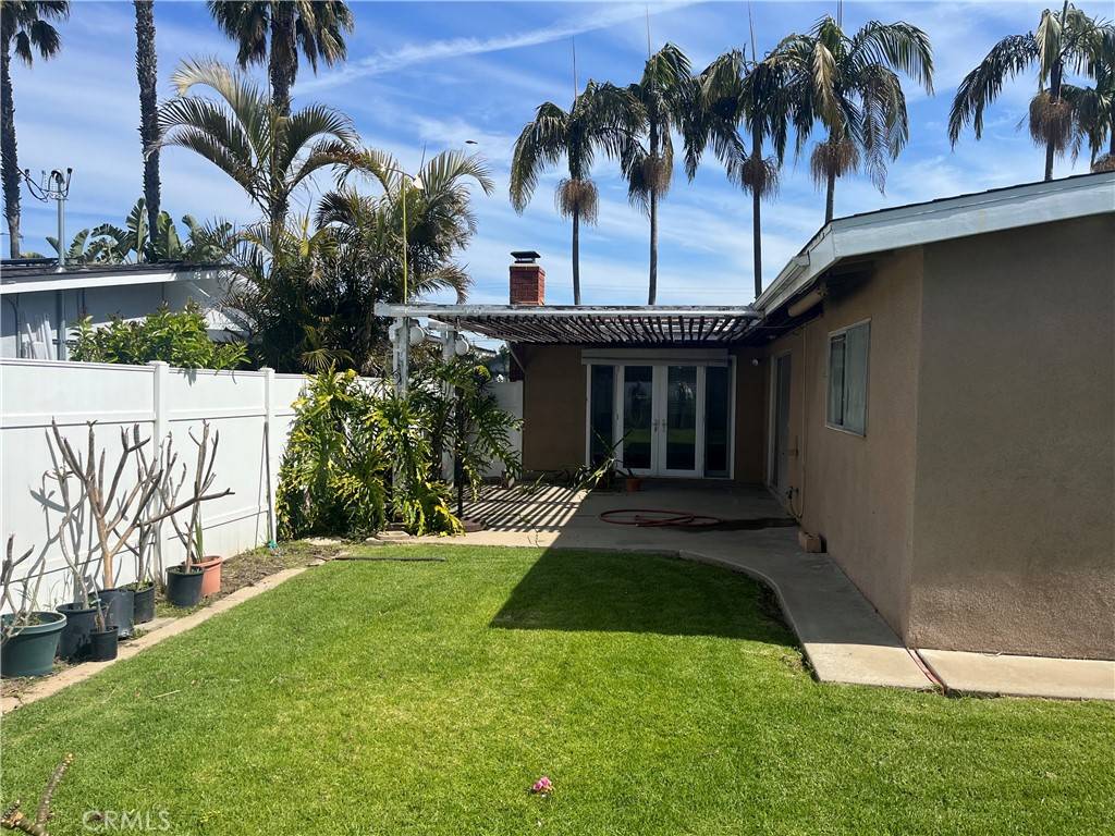 Costa Mesa, CA 92626,961 Coronado DR