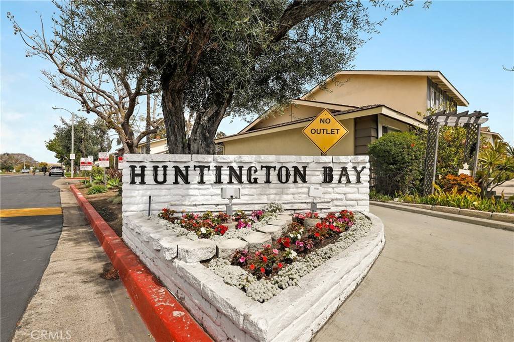 Huntington Beach, CA 92646,10178 Ascot CIR