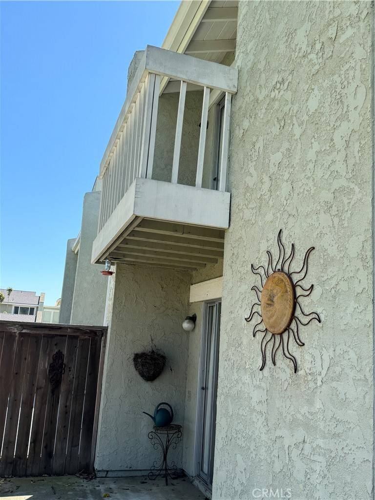 Huntington Beach, CA 92646,18576 Pueblo CIR