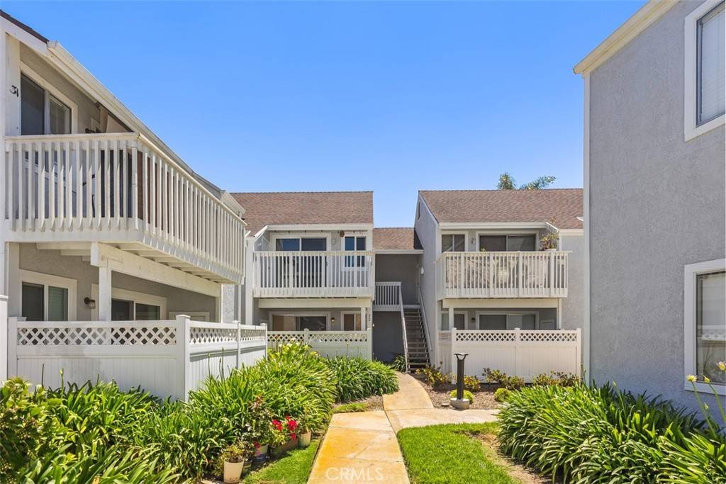 Laguna Niguel, CA 92677,33 Terrace CIR