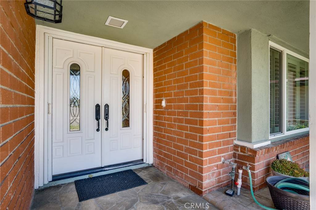 Huntington Beach, CA 92647,16282 Wishingwell LN