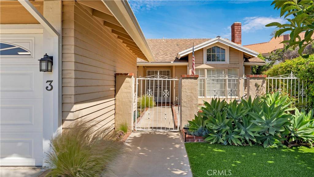 Irvine, CA 92620,3 Macon